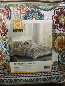 New Intelligent Design Queen Reversible Coverlet With 2 Shams And 2 Dec Pillows - Picture 1 of 7