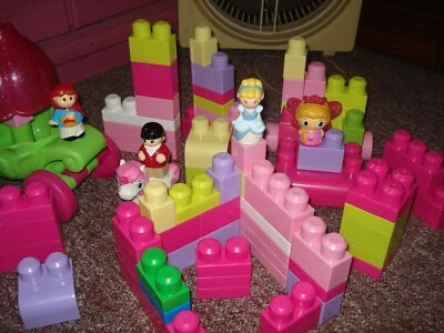 ~OVER 80 !  MISC. DUPLO BLOCKS & PEOPLE & ACCESSORIES...10.99 - Image 1 of 4
