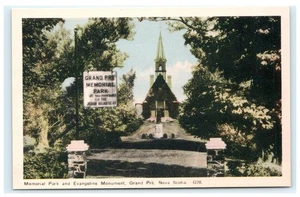 Postal de colección Grand Pré Memorial Park Evangeline Monument Nueva Escocia - Imagen 1 de 2
