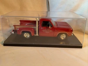 1/18 Ertl American Muscle 1978 Dodge Adventurer Lil Red Express Truck - Picture 1 of 6