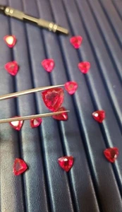 Burmese Pigeon Blood Rubies, 120.45 TCW Lot - Picture 1 of 5