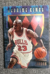 1995-96 ULTRA FLEER MICHAEL JORDAN CHICAGO BULLS SCORING KINGS INSERTO #4 - Foto 1 di 2