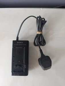 Sony AC-V30 AC Power Adapter Charger Without BATTERY ADAPTOR - TESTED - Picture 1 of 4