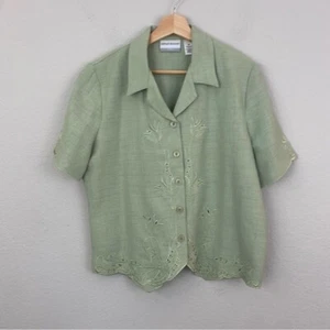Blusa Alfred Dunner Verde Claro Botón Frontal Mangas Cortas Bordado Tonal 14P - Imagen 1 de 9