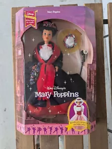 1993 Mary Poppins Barbie - Picture 1 of 2