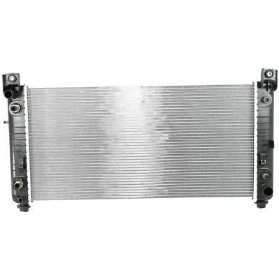 Radiator For 1999-2007 Chevrolet Silverado GMC Sierra 6.0L GM3010274 22840116 Foto 1 de 4