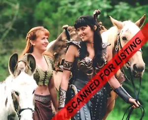 XENA WARRIOR PRINCESS & Gabrielle Lucy Lawless Renée O'Connor 8x10 PHOTO #9294 - Picture 1 of 1