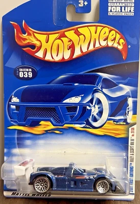 Hot Wheels 2001 First Editions Riley & Scott MK III No. 27/36 2001 Collector 039 - Image 1 of 4