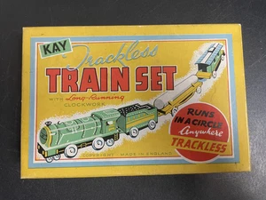 Vintage KAY WIND-UP "Trackless" TRAIN SET .Tin Litho . . . Neuwertig im Originalkarton - Bild 1 von 11