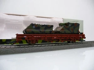 Roco 804 Rungenwagen Kbs der DB beladen mit 2 Panzerfz. MTW M 113 und M577 - Picture 1 of 6