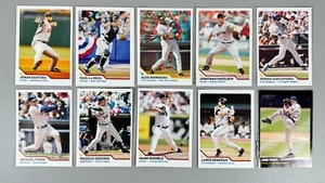 Sports Illustrated KIDS Baseball Cards lot of 10 assorted players, years '04-'06 - Picture 1 of 2