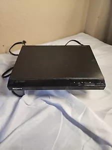 Sony DVD Player DVP-SR201P DVD Player No Remote - Picture 1 of 6