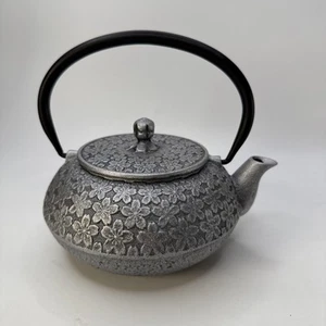 Teavaha Teiera in Ghisa Grigio con Fiori Nuova - Foto 1 di 11