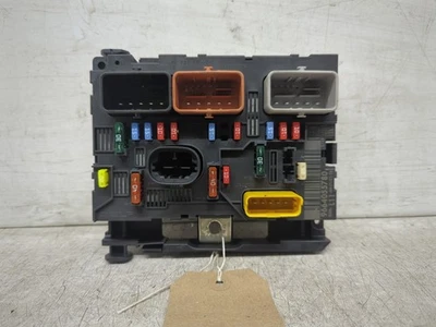 PEUGEOT 207 CC FUSE BOX 2008 2 DOORS CONVERTIBLE 9664055780 PRT00112162 - Image 1 of 4