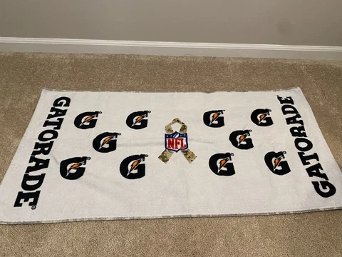 Gatorade NFL Sideline Towel - Salute To Service Cover