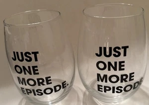 2er Set klare 16 Unzen stiellose Weingläser Druck in Schwarz "NUR EINE WEITERE EPISODE" - Bild 1 von 4
