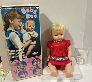 Poupée Baby Boo vintage 1965 De Luxe Reading Topper jouets + boite d'origine ne fonctionne pas - Photo 1/24