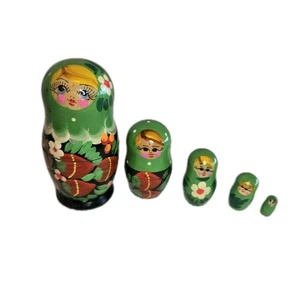 Russische Matroschka verschachteltes Holz 5 Puppen handbemalt Frauen/Erdbeere 4 Zoll - Bild 1 von 4