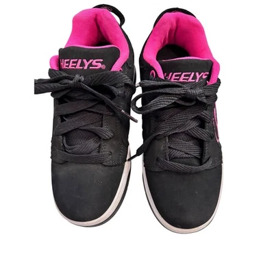 Heelys Voyager Kids Skate Shoes Black Hot Pink Wheels YTH Size 2 Rolling Sneaker - Image 1 of 4