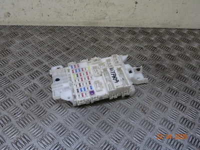 2016 SUZUKI VITARA SZ-T APK 1,6 БЕНЗИНОВЫЙ MK4 5DRS ЛЮК ПРЕДОХРАНИТЕЛЬ КОРОБКА РЕЛЕ REF2535 - Изображение 1 из 4