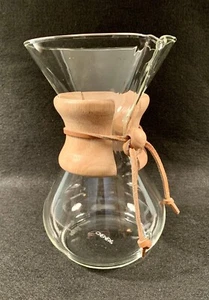 NWT 8.5” tall Chemex Pour Over Drip Glass Coffee Maker Carafe MCM - Picture 1 of 7