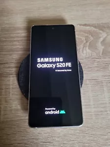 Samsung Galaxy S20 FE SM-G780G/DS - 128GB - Cloud White (Ohne Simlock) - Bild 1 von 11