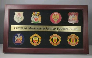 Danbury Mint Manchester United Club Crests - Complete set of 8 24ct Gold-plated - Picture 1 of 15