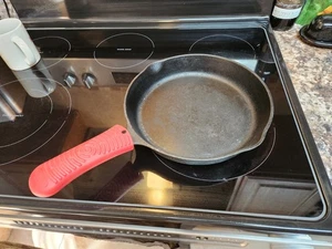 Vintage Wagner 1891 Cast Iron Skillet Pan 10 1/2 Cookware Made In USA Seasoned - Picture 1 of 3