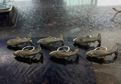 CONJUNTO DE 6 ANÉIS DE GUARDANAPO DE PEIXE NÁUTICO ALUMÍNIO FUNDIDO - Imagem 1 de 3