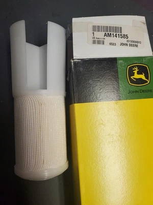 John Deere Hydraulic Oil Filter - Image 1 of 3