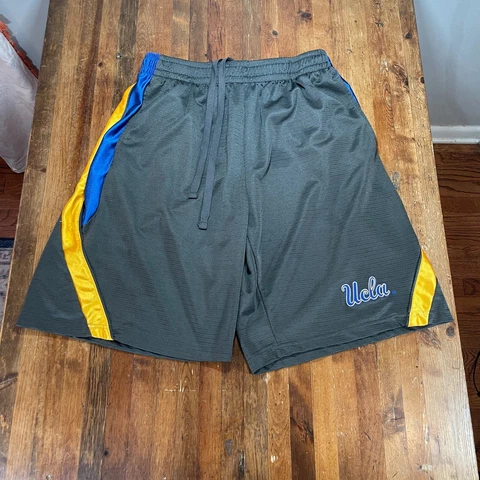 UCLA Shorts Mens XL Gray Basketball Athletic Workout Gym Casual Elastic Waist Cover