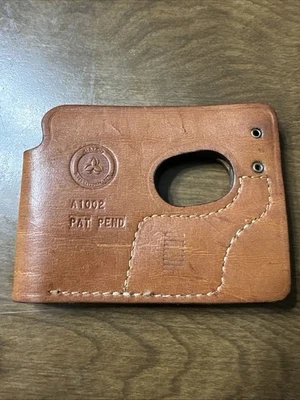 RARE Vintage GALCO Leather Wallet Holster For Beretta 20/21 Bobcat 22/25 A1002 - Image 1 of 4