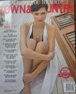GRACE BURNS - REVISTA TOWN & COUNTRY - VERANO 2025 - NUEVO - Imagen 1 de 1