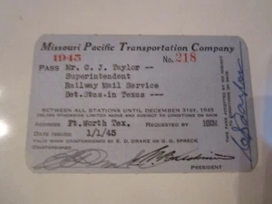 Tarjeta de viaje Missouri Pacífico 1945 pase de la compañía de transporte 4"" X 2 1/2"" SC-7A - Imagen 1 de 2