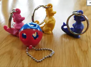Tupperware Fun Flyer Keychains Set of 3 Dinosaur Dragons & Shape o toy New - Picture 1 of 1
