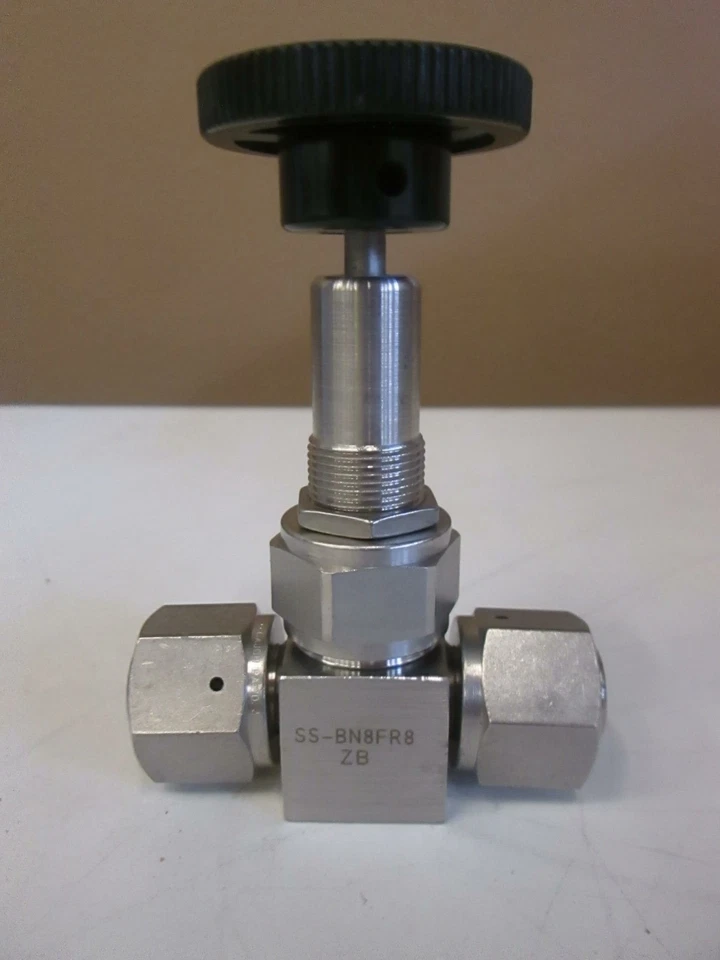 Nupro SS-BN8FR8-ZB, 1/2" FVCR w/ Turn Valve, Used - Image 1 of 2