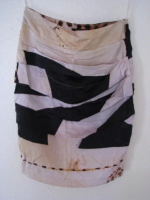 Saia lápis Roberto Cavalli Signature estampa de seda acabamento tamanho 38, tamanho 8 Reino Unido - Imagem 1 de 4