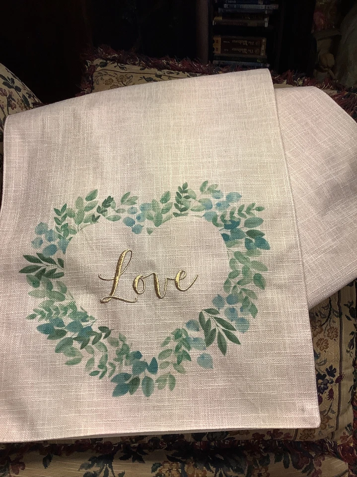 Cynthia Rowley Farm House Table Runner Heart Wreath & Love Linen Look 14 X 72 - Image 1 of 1