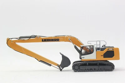 Long-Stem 30-40 T. Boom Long Reach Böschungsausleger 1:50 Liebherr Ausl.2 - Image 1 of 4