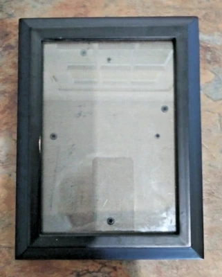 VINTAGE CONNOISSEUR Black  WOOD 5x7 PHOTO FRAME vertical or horizontal hanging - Image 1 of 4