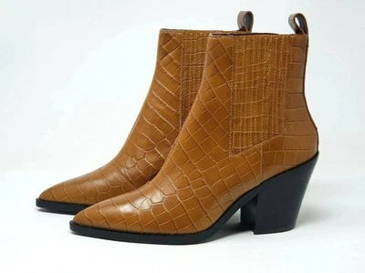 Alice + Olivia Westra Botines Estampado Cocodrilo Western Botines Marrón Tostado 8.5 Foto 1 de 4