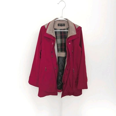 Fleet Street Size PL Red And Tan Short Trench Rain Jacket With Detachable Hood - Image 1 of 4