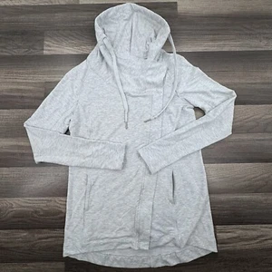 Lululemon Coast Easy Wrap durchgehender Reißverschluss meliert hellgrau Gr. 4 Daumenlöcher weich gebraucht, in einwandfreiem Zustand - Bild 1 von 9