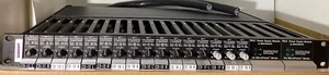 Benchmark Microframe MF-1 & Netzteil PS-2 (2) & Line Amplifier LA-1 (16) - Bild 1 von 4