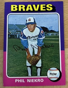 Phil Niekro - 1975 Topps #130  Atlanta Braves  HOF  Vintage Baseball Card   I372 - Picture 1 of 2