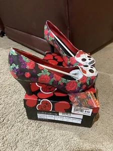 TUK Day Of The Dead Multi Floral Sugar Skulls Rosen Anti Pop Pumps Heels Größe 9 - Bild 1 von 16