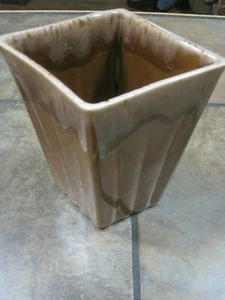 MARIETTA MODERN ~ LT. BROWN DRIP VASE ~ #68 ~ 8 1/8" DIAMOND SHAPE ~ EUC - Picture 1 of 7