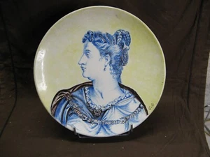 Superbe plat majolique XVIIIeme représentant un buste de femme Faenza ? France ? - Imagen 1 de 19