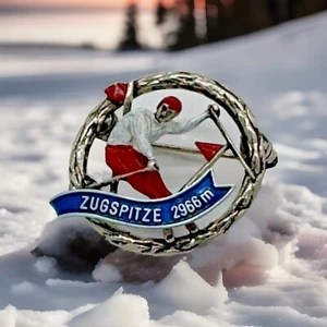 Zugspitze 2966m Vintage Bavarian Skiing Souvenir Badge Travel Lapel Pinback Pin - Picture 1 of 4