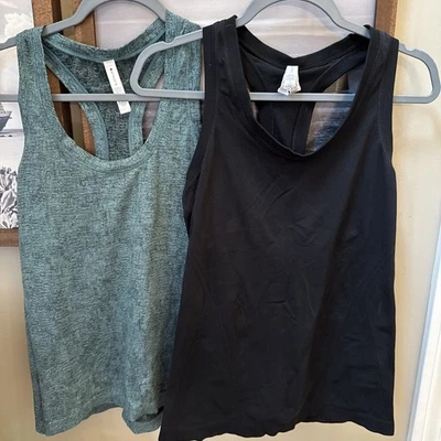 2 EUC Athleta Momentum Seamless Tank Womens M medium black green Athletic Yoga  - Image 1 of 4